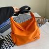 Bolso de hombro de lona nuevo de otoño para mujer, bolso tote simple de color liso estilo japonés, bolsa para clase de maquillaje, bolso bandolera de estilo coreano para el trabajo