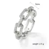 RAKOL Anillo de Zirconia Estilo Ins Europeo y Americano Transfronterizo con Diamante Rectangular y Cadena de Esmeralda Anillo de Diseño Hueco Joyería