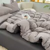 Juego de Ropa de Cama de Algodón Lavado de Cuatro Piezas, Funda de Edredón, Sábana Bajera, Juego Individual de Tres Piezas, Dormitorio de Estudiante Modelo Nuevo 2025 Ropa de Cama Nantong