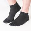 Calcetines de cinco dedos para hombre, de primavera, de color liso, de algodón fino, para barco, de malla, transpirables, absorbentes del sudor, de tubo corto y poco profundo, al por mayor