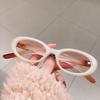 2025 Transfronterizos Nuevas Gafas de Sol Europeas y Americanas para Mujer de Moda Patas con Espejo de Estrella Cruzada Gafas con Sentido Avanzado Gafas de Sol Ovaladas con Estrella