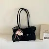 Bolso de Axila Retro de Nicho para Mujer 2026 Nuevo de Moda Tendencia Estilo Coreano Bolso Tote de Gamuza y Felpa Bolso de Hombro Simple