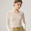 Suéter de Lana Finamente Hilada Yangzi 2026 Otoño/Invierno Nuevo para Mujer Cuello Redondo Capa Base Suéter Elegante de Corte Entallado