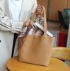 Bolso Tote Transfronterizo de Cuero Genuino 2025 Popular Bolso de Hombro de Alta Gama para Mujer Correa Ancha No Cansado Piel de Vaca Bolso de Suegra