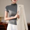 Estilo coreano dopamina usar ombro gelo seda manga curta t-shirt feminina meia-alta colarinho verão fio fino camisa base top