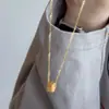 Popular en Xiaohongshu Segunda Mano Vintage Diseño Único Geométrico Gota de Agua Collar de Moda Estilo Normcore Cadena para Clavícula