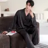 En stock seda de hielo y nieve pijama para hombre otoño nuevo estilo manga larga pantalón largo casual simple cárdigan ropa de estar conjunto de dos piezas puede