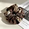 Goma para el pelo versátil y elegante, estilo coreano, scrunchie fresco y dulce para mujeres, accesorios en stock, disponible para venta al por mayor