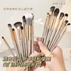 Set de 15 Brochas de Maquillaje con Puntos Dorados para Principiantes, Contorno de Ojos, Brocha para Sombras Suave y Portátil, Brocha para Cejas, Set Completo de Cosméticos