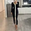 Vestido de punto de manga larga con cuello en V y bloques de color, estilo europeo y americano, corte ajustado, que realza la figura y se ciñe a la cadera, disponible en Amazon para ventas transfronterizas
