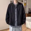 Chaqueta casual de dos piezas para hombre, estilo americano de primavera, sudadera tipo cárdigan de textura con líneas de corte resistentes con diseño de retazos a rayas
