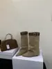 Botas western de salto plataforma estilo retrô francês com bico fino para mulheres, novas botas de montaria de cano médio para outono e inverno de 2026