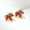 Pendientes de Hoja de Arce Roja con Aguja de Plata 925, Clip para Oreja, Pendientes sin Perforación, Diseño Avanzado de Nicho, Clip para Oreja Repelente de Mosquitos de Celebridad de Internet