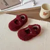 Zapatos Peludos para Niños Estilo Coreano Zapatos de Algodón Forrados de Felpa para Niñas Invierno 2025 Nuevos Zapatos de Algodón Abrigo Cálido Zapatos tipo Gorro Cómodos