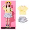 Traje de porrista para el Día del Niño para estudiantes de primaria, conjunto de uniforme de clase para el día del deporte escolar, disfraz de lunares con falda corta para jardín de infantes