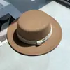 Chapéu de Lã Simples e Elegante de Luxo Leve para Outono/Inverno Feminino 2026, Chapéu de Topo Plano Versátil de Luxo de Alta Qualidade Retro Francês Tendência