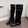 Bota Rivet Otoño/Invierno Punta Fina Desmontable Nueva Ajustada Negra para Mujer Estilo Motociclista Caña Alta 101.3kg Usar