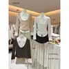 CAMISA PATCHWORK FAKE DUAS PEÇAS LAPELA MANGA LONGA MALHA FEMININA 29037 OFICIAL Outono/Inverno Estilo Francês Intelectual