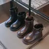Botines de piel para niños, estilo Martin británico, para niñas, de otoño e invierno, con correa de hebilla, suela suave, tobilleras, versátiles y estilizan, con cremallera lateral