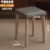 Banqueta quadrada de madeira maciça empilhável com assento macio para mesa de jantar em casa, banco alto, cadeira extra simples para sala de jantar, resistente e adequada para sentar por longos períodos