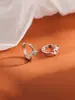 Pendientes Geométricos Trenzados en Forma de U de Lujo Ligero Europeo y Americano, Pendientes Versátiles para Mujer, Pendientes Elegantes al por Mayor