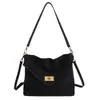 Primavera 2026 Nuevo Estilo Coreano Estilo Perezoso Hebilla de Cierre Bolso de Hombro Único para Debajo del Brazo Bolso de Viaje de Cuero Suave Retro Bolso Cruzado para Mujer