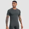 Nova Camisa de Compressão Masculina com Gola Redonda, Camiseta Esportiva de Corrida Absorvente de Suor e Secagem Rápida, Top de Treino para Academia de Manga Curta