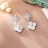 Brincos de Zircônia de Trevo de Quatro Folhas de Alta Qualidade Acessível Moda de Luxo Brincos com Pino de Prata S925 Estilo Coreano Exquisitos Pequenos Brincos de Aroma para Mulheres