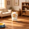 Muñeca de Gatito Siamés Naranja de Pie Linda Kawaii Partículas Accesorios Decorativos DIY Gato de Coche Escritorio Adorno Pequeño