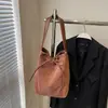 Bolso Vintage de Gamuza para Mujer, Bolso de Hombro Versátil para Otoño e Invierno, Adecuado para el Trabajo y los Viajes Diarios, Bolso Tote Cruzado Tipo Cubo