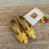 Sandálias Femininas First Encounter Season Retro Vazadas com Biqueira Fechada, Novo Estilo Slip-On de Verão com Salto Escondido, Sandálias Romanas Versáteis, Fashion