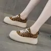 Zapatos de pan con cabeza grande, lindos y peculiares para mujer, colección otoño 2026, zapatos de mujer con suelas gruesas, que aumentan la altura, con cordones, zapatillas blancas, zapatos deportivos casuales y a la moda