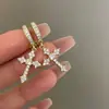 Brincos de Argola Cruzados Super Brilhantes da Moda para Mulheres 2026 Novo Estilo High-End Luxo Leve Simples Moda Brincos para o Dia a Dia