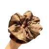 Corea del Sur Marrón Vintage Floral Elegante Capullo de Flor Anillo Intestino Grueso Femenino de Alta Gama Suave Elegante Cuerda para Atar Detrás de la Cabeza