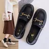 Mocasines de piel suave para mujer, nuevo modelo otoño 2026, zapatos para mamá, zapatos sin cordones de suela gruesa, zapatos pequeños de piel versátiles estilo británico