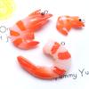 Colgante de comida de camarón cocido de simulación de resina, pendientes de cola de camarón lindos para juego de comida DIY, accesorios para llavero y joyería, colgante