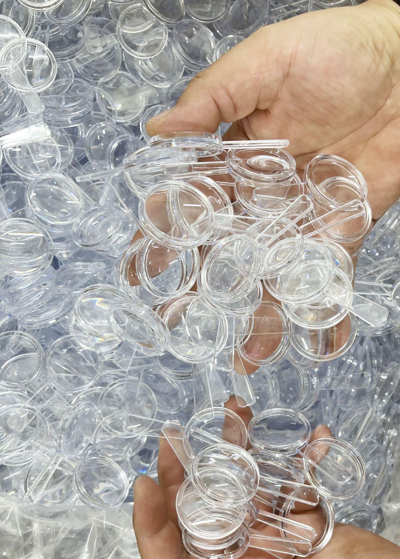 DF5FD15A8ABFF94B3B723A80DE5141