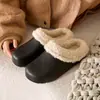 Nuevas pantuflas de algodón para mujer para invierno, se pueden usar afuera, con punta cerrada, cálidas, impermeables, antideslizantes, de suela gruesa, silenciosas, pantuflas de algodón afelpado para invierno