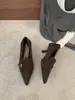 []2026 Otoño Puntiagudos Retro Mezcla de Lana Tacón de Aguja Estilo Ligeramente Maduro Hebilla de Moda Poco Profunda Zapatos de Salón