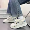 Zapatos Blancos Cálidos de Felpa Gruesa con Suela Gruesa para Mujer 2025 Nuevo Nicho Tenis de Dos Algodones Casual Estudiante Zapatos de Pan