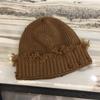 Gorro de lana de punto con rebabas rasgadas para mujer, gorro de melón yuppie para otoño e invierno, gorro de piso estilo coreano, gorro de calle de moda para el frío para hombre.