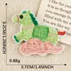 Novo Logo Bordado Ano do Cavalo Desenho Animado Pônei Adesivos Bordados DIY Envelope Vermelho Capa de Celular Adesivos Decorativos Acessórios Adesivos de Tecido Autoadesivos