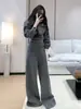 Conjunto de punto de alta gama 2026 Otoño/Invierno Nuevo Top de punto de cuello alto de cintura entallada + Pantalones rectos de pierna ancha Conjunto de dos piezas para mujer
