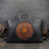 Bolsa Feminina de Couro Genuíno Estilo Retrô Bolsa Transversal com Totem em Relevo Bolsa Tote de Couro de Vaca de Primeira Camada Bolsa de Mão Feminina Entrega Simples