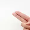 Pendientes Pequeños para Mujer, Pendientes Minimalistas de Corazón de Nicho, Estilo Coreano, Versátiles y de Moda, Pendientes de Estilo Cool Ins al por Mayor