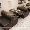 Restaurante temático retro estilo western combinación de mesa y silla de madera maciza Restaurante de celebridades de internet Restaurante con terraza de sofás Mesa de pub Uso comercial