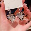 Brincos de Argola Grandes em Formato de Coração Personalizados de Alta Qualidade para Mulheres, Novo Estilo 2026, Design Único e Versátil, Brincos de Coração de Pêssego Tridimensionais