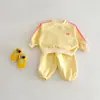 Conjunto de Ropa de Primavera para Niñas 2026 Nueva Moda Sudadera Infantil de Moda Ropa Deportiva Trendy de Primavera para Niñas Mayores Primavera y Otoño