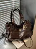 Bolsa Feminina Transfronteiriça Europeia e Americana Retrô Bolsa Tote de Grande Capacidade Moda de Alta Qualidade Bolsa Simples para o Dia a Dia Bolsa de Ombro Feminina