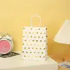 Saco de Festa de Papel Kraft com Estampa de Bolinhas Douradas Saco para Presente Saco de Embalagem de Presente de Aniversário com Bolinhas Douradas Atacado